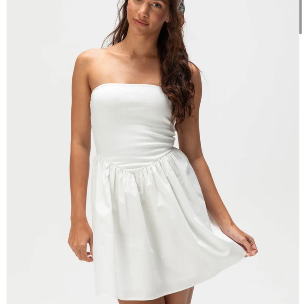 Tilly’s RSQ White Strapless Dress